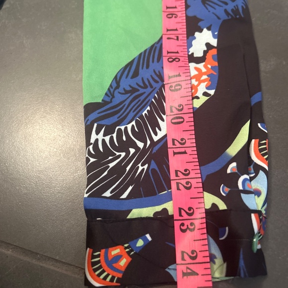 Blouse - Picture 7 of 7